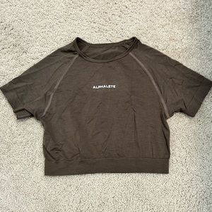 Alphalete crop top